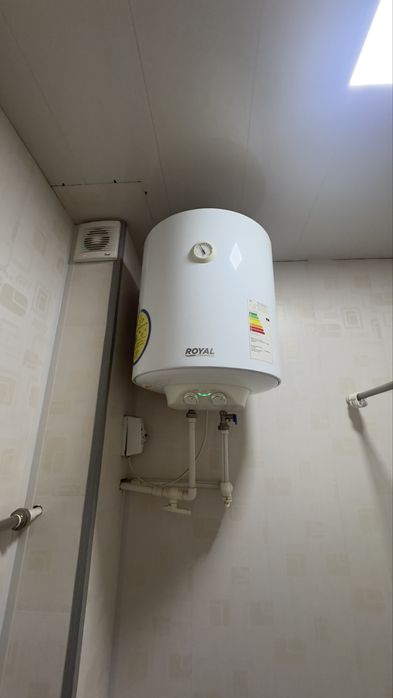 Ангрен продается квартира 1- комнатная .