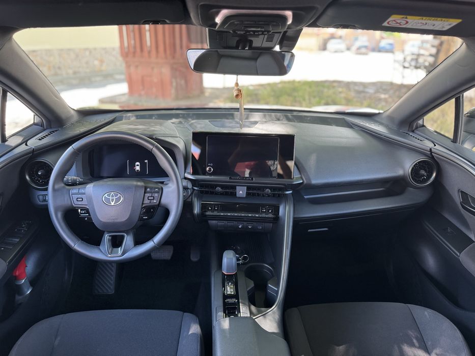TOYOTA C-HR 2025 — imagine 5