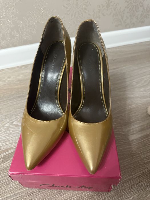 Туфли  лакированные