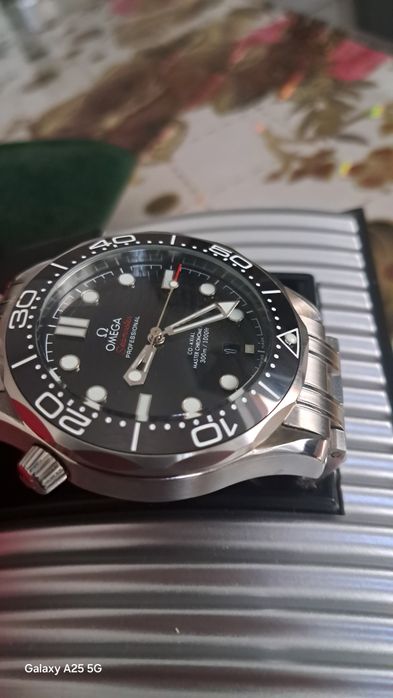 Vand ceas Omega nou