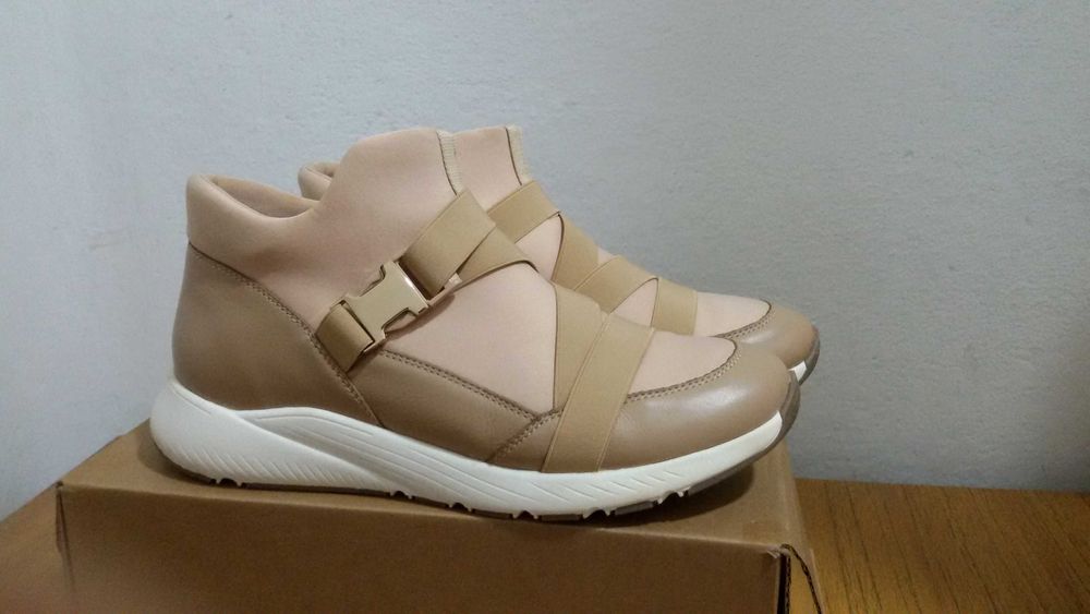 Кроссовки женские Ralf Ringer.