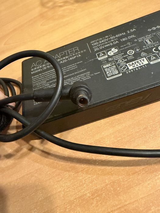 Адаптер за лаптоп Asus 180w оригинално