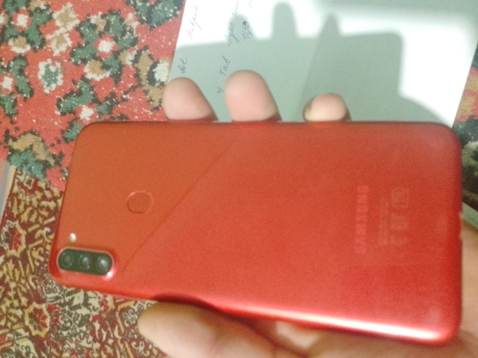 Samsung A11 ideal sotiladi