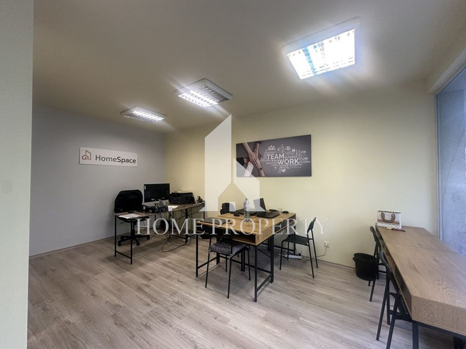 Дава се под наем Офис в София, Младост 1 - 40 кв.м за 400 € - Снимка #1