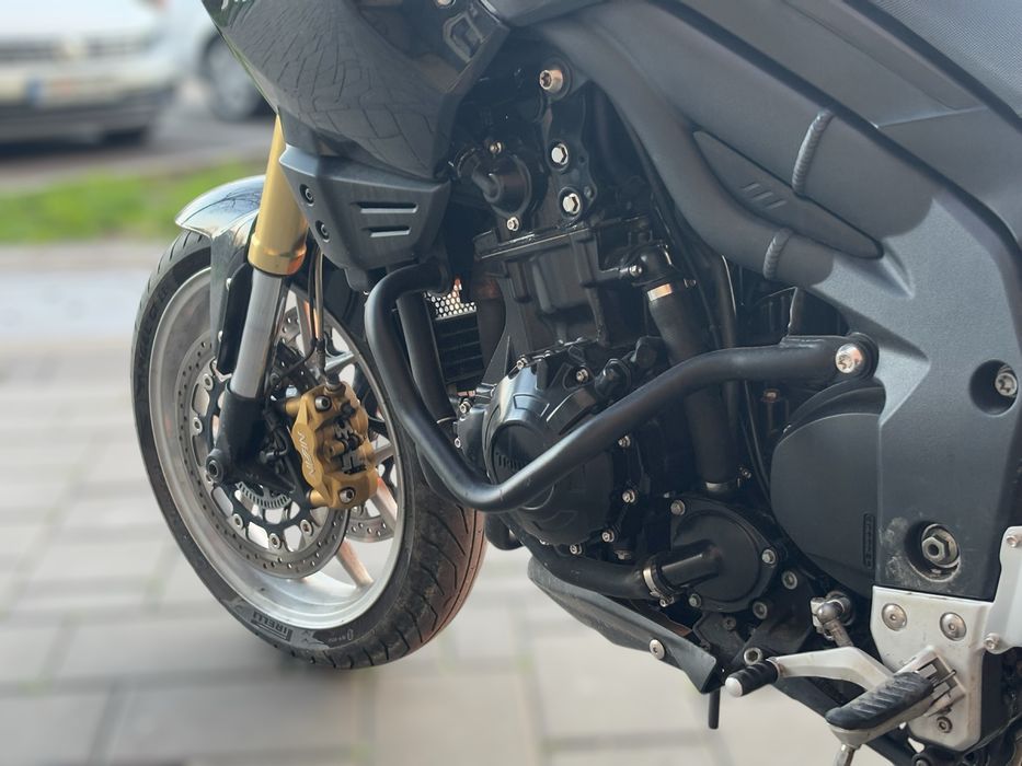 Vând Triumph Tiger 1050cc 2008