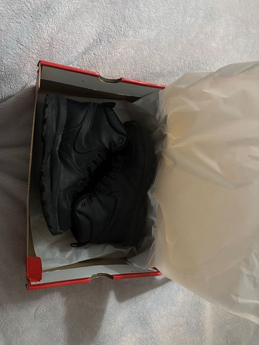 Nike manoa 38 номер