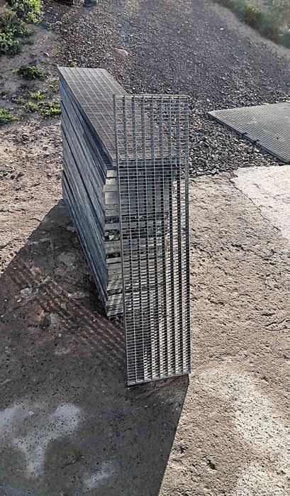 Trepte zincate galvanizate