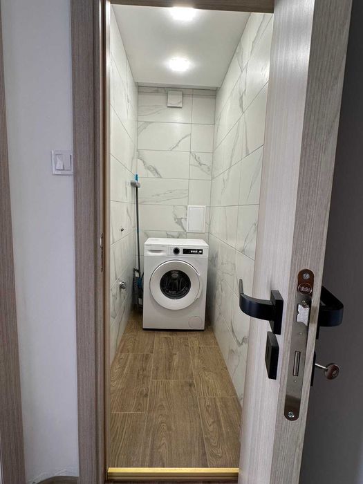 Дава се под наем Тристаен апартамент в Бургас, Възраждане - 75 кв.м за 612 € - Снимка #8