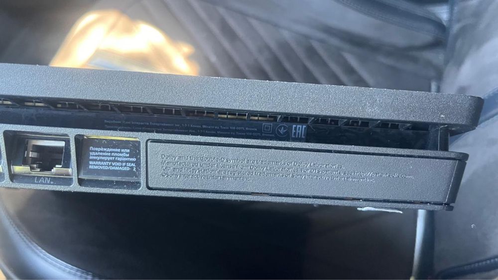 Sony playstation 4 slim 1 Tb