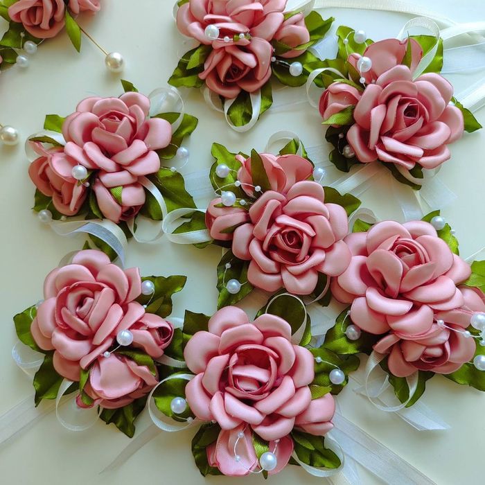 Бутониери - гривни за сватба