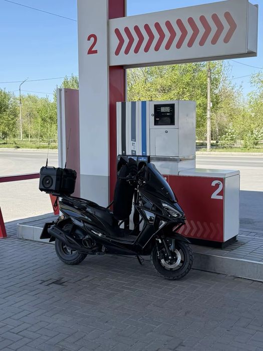 Продам Скутер Макси