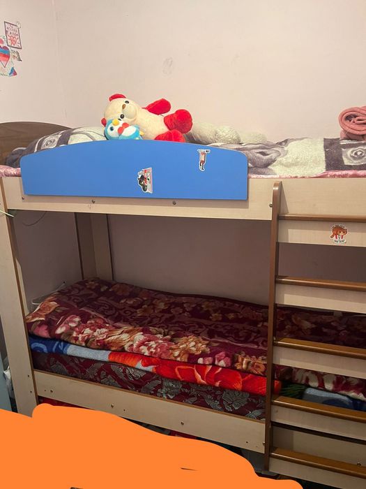 Кровать двухъярусная