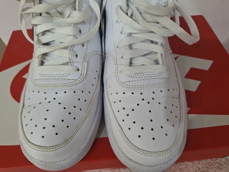 Бели кецове Nike 42.5