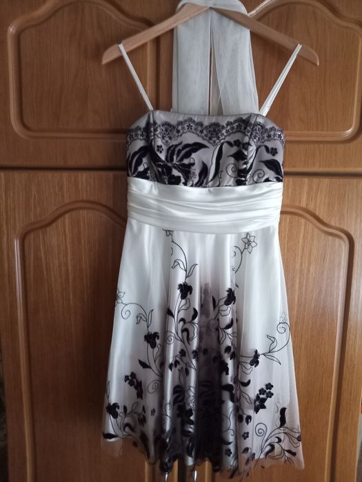 De vanzare rochie eleganta
