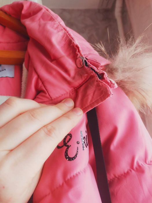 Продаю деткий пуховик