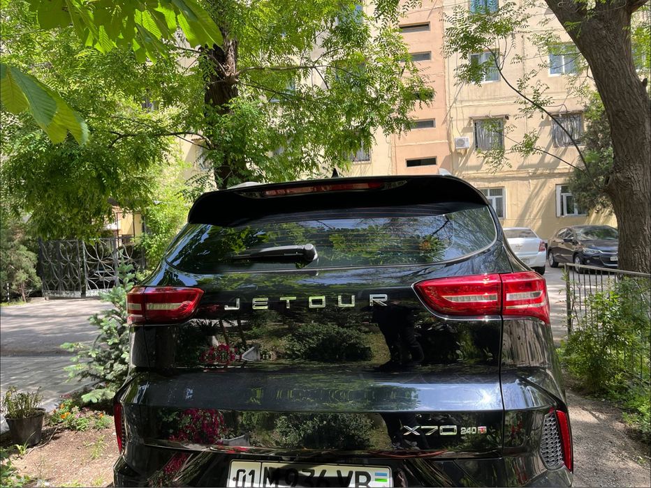 Продается машина jetour 70