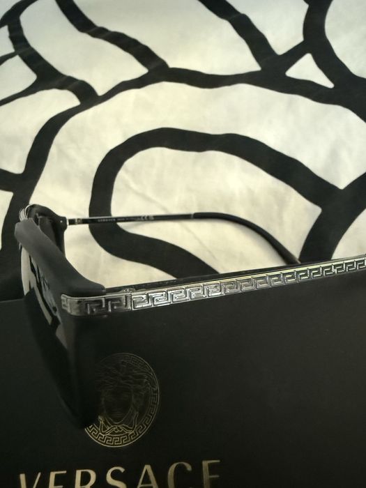 ПРОМОЦИЯ!!! Дамски слънчеви очила VERSACE