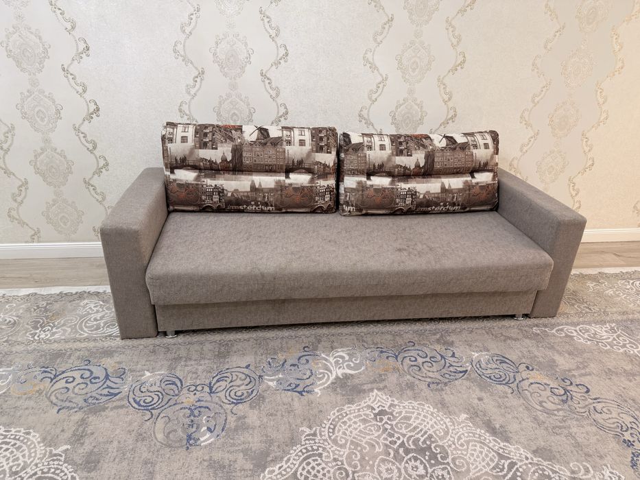 Продаётся мягкая мебель диван