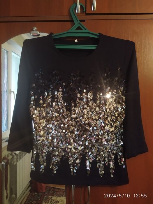 Женская кофточка