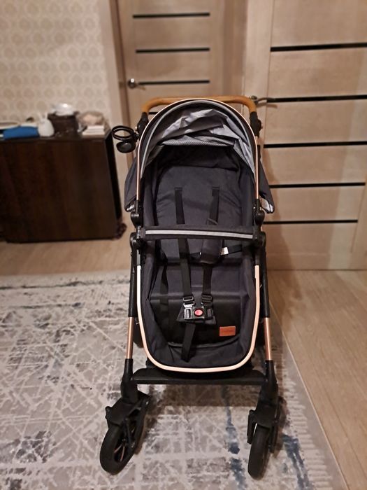 Детский коляску.