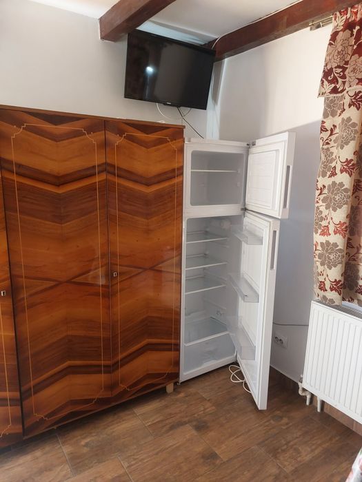 Cazare echipe de muncitori