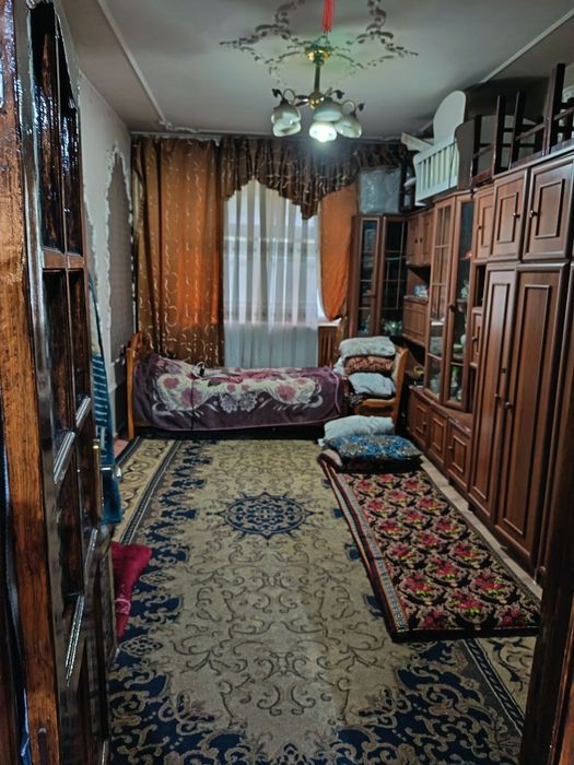 Чиланзар16. 3-х комнатная, балкон 3х1,5, 66m2,