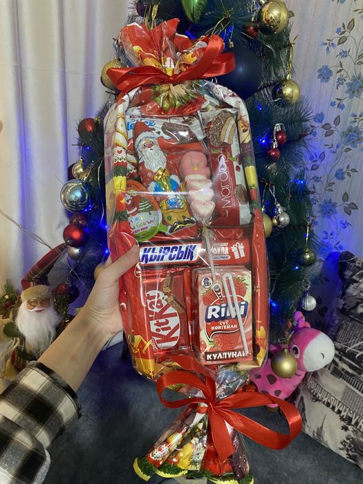 Гигант конфет 3000 тг