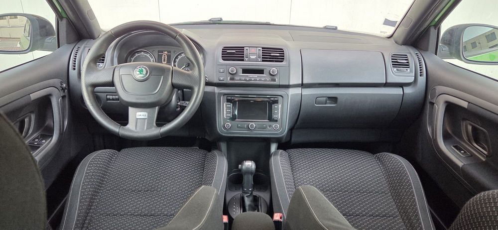 Skoda fabia vRS 1,4 TSI 180cp cutie viteze automata