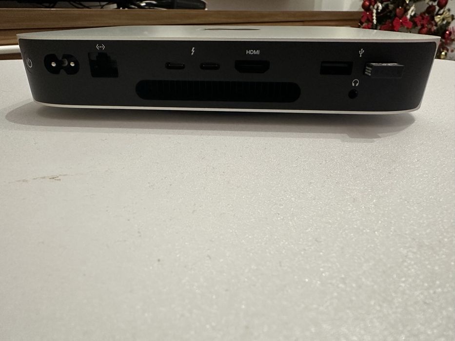 Mac Mini M2.+ Monitor Gaming Philipps 165hz Constanta • OLX.ro