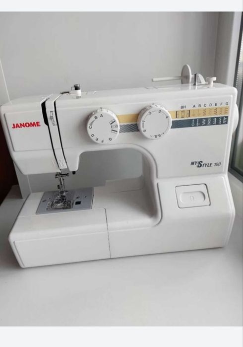 Janome My Style 100