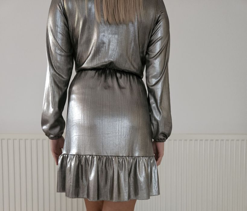 Rochie argintie noua