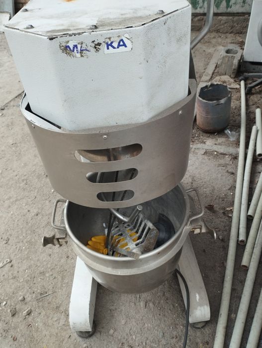 Производствоенный тестомес