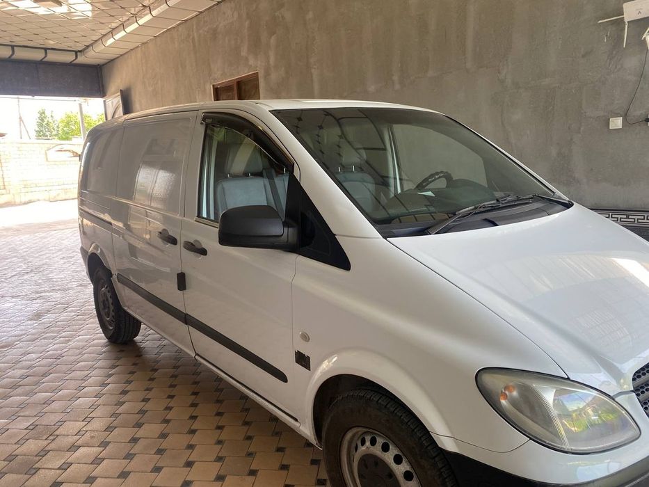 Mercedes benz vito