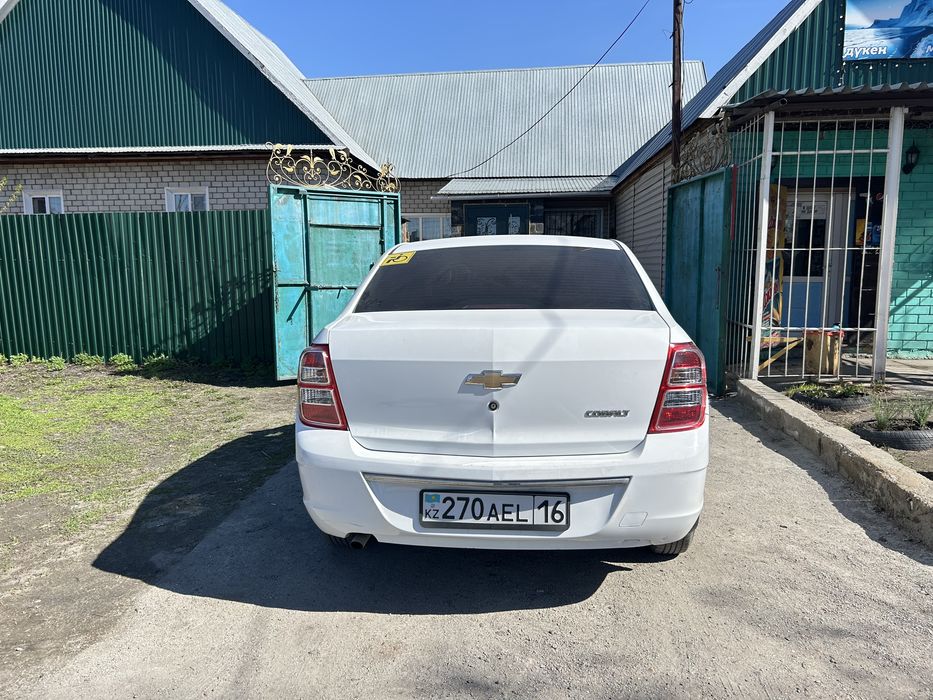 Продам шевроле кобальт