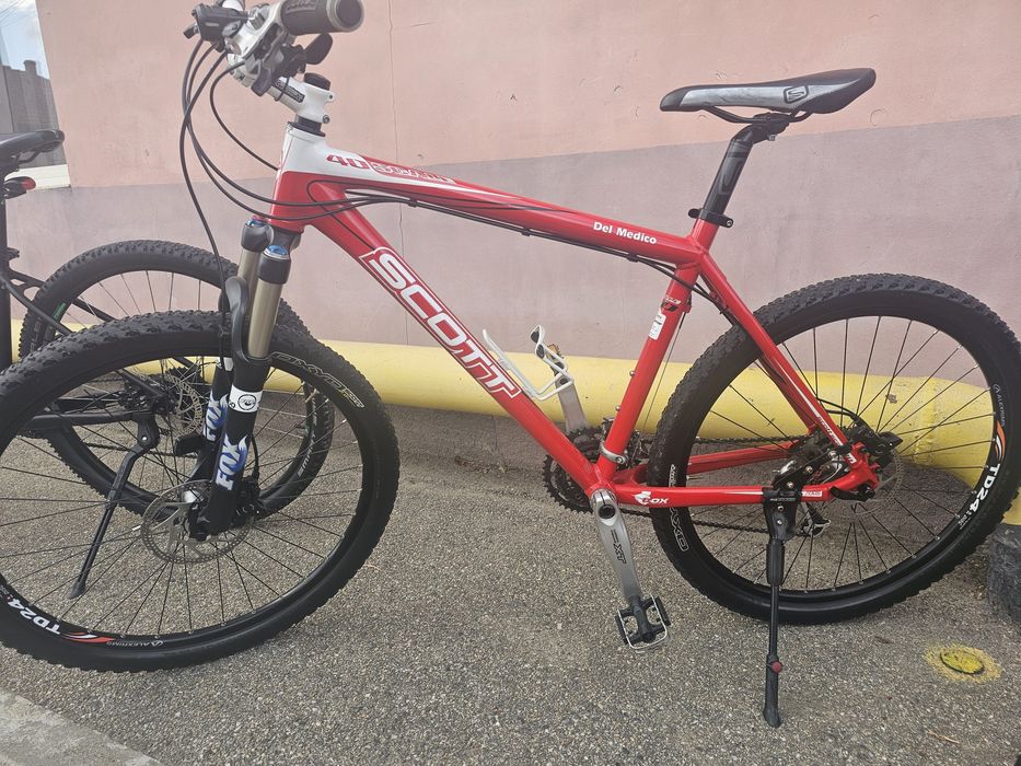 Biciclete de vînzare diferite modele specific bici sînt noi nouțè