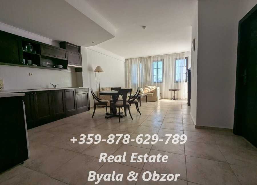 Продава се Двустаен апартамент в Обзор - 76 кв.м за 911 €/кв.м - Снимка #2