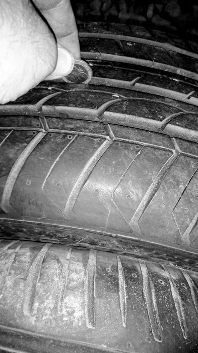 Продавам летни гуми 225/55/zr16  Blacklion