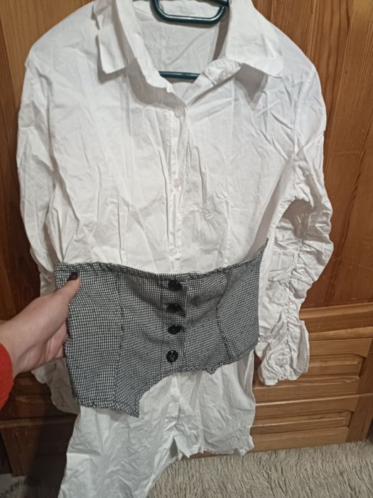 Дамска бяла риза