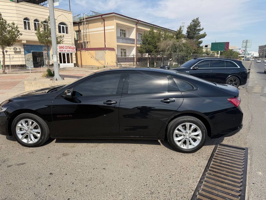 Malibu XL sotiladi holati ideal