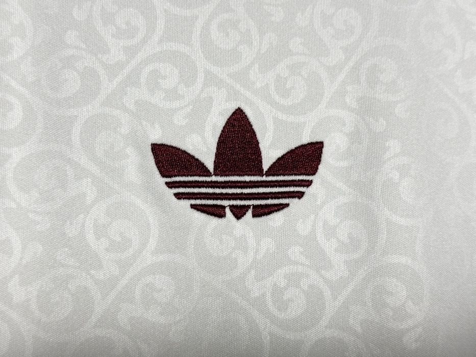 Испания 2026 world cup away тениска