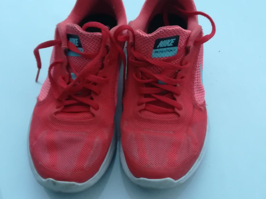 Adidas fete. Folosit puțin.