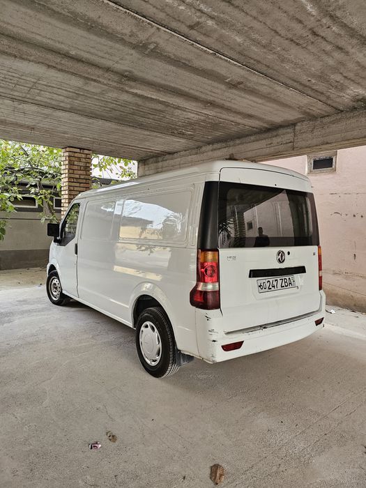 Donfeng VAN yuk furgon