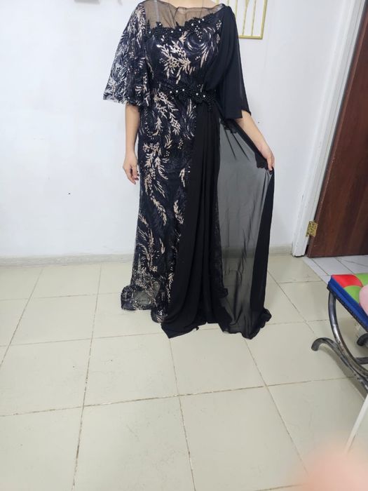 Продается новое платье