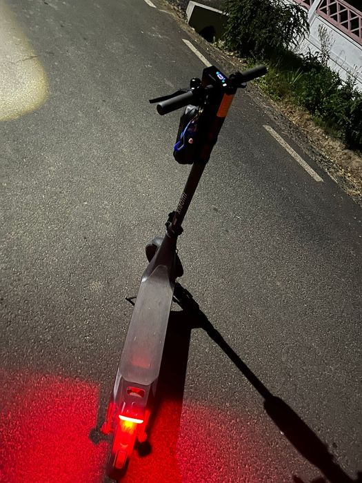 Trotineta Xiaomi 4 lite