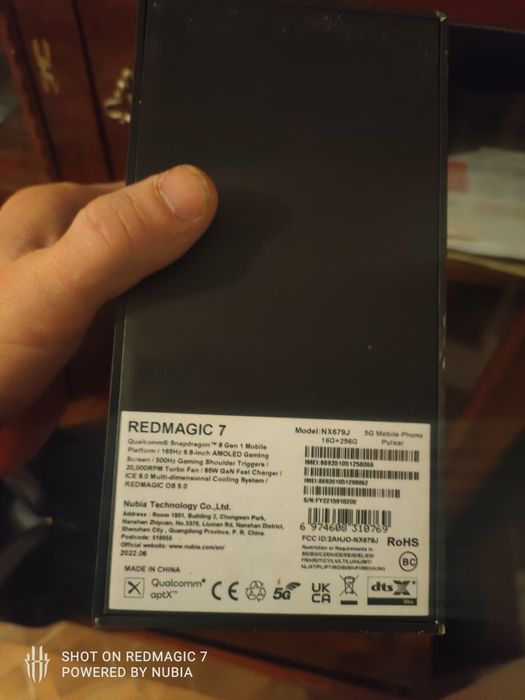 Продам или обменяю телефон редмейджик 7