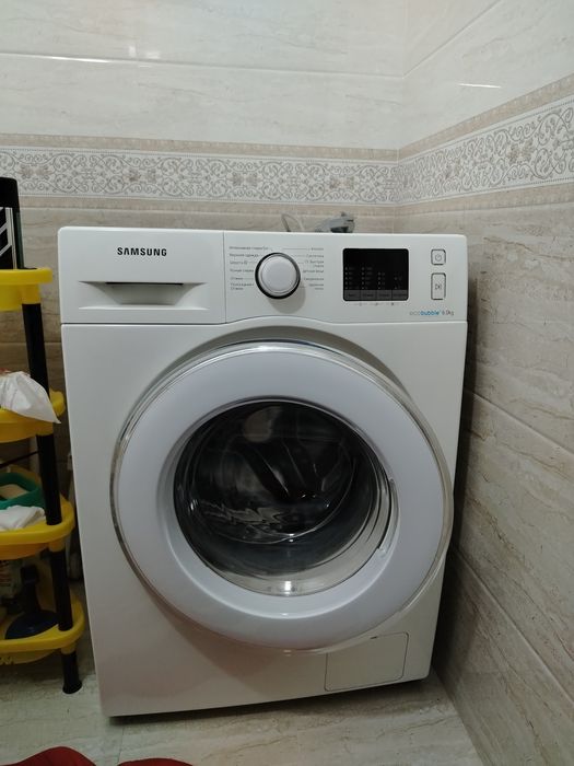 Продаётся стиральная машина