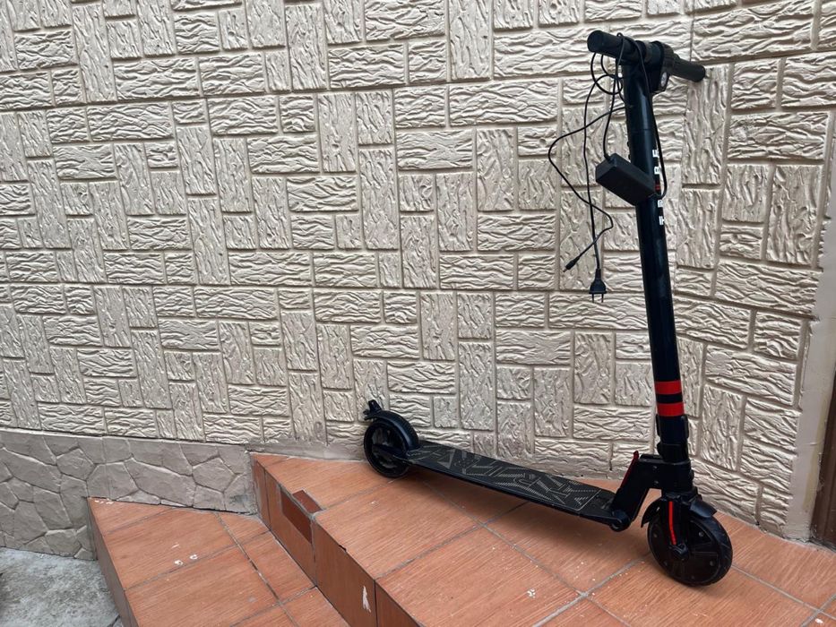 Электросамокат Tribe