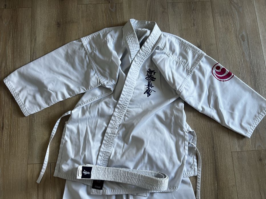 Кимоно для карате isami