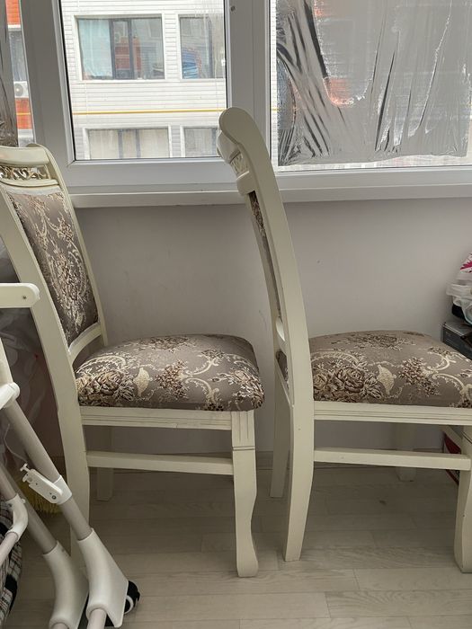 стулья для гостинной