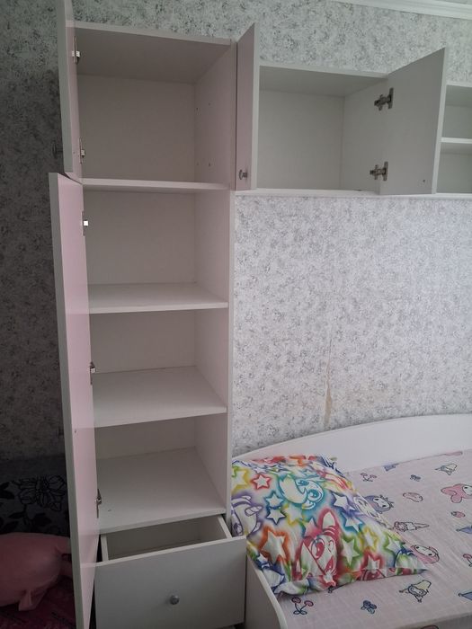 Продам детскую мебель